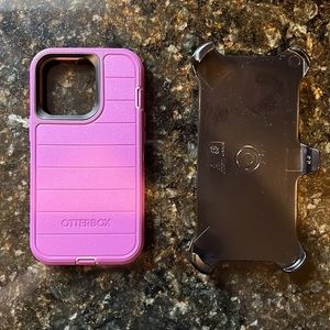 Never used otter box case for iPhone 13 Pro